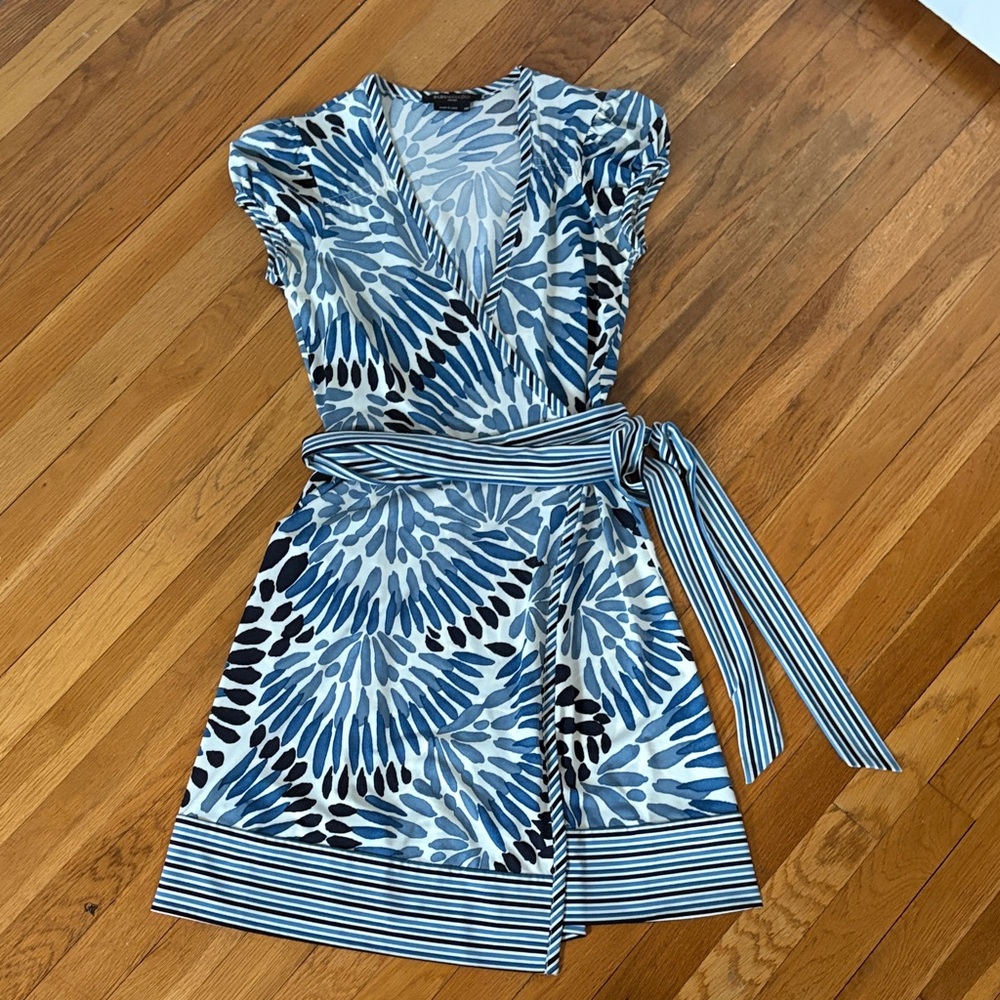 BCBGMaxAzria Blue Multi Floral Wrap Dress with Striped Sash